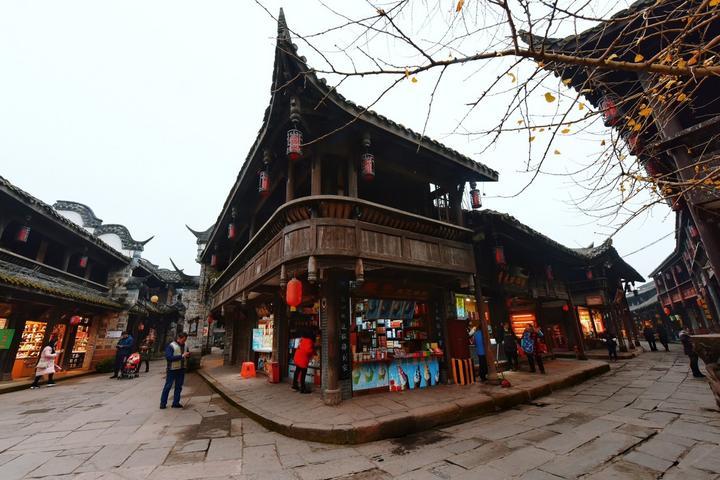 突击英雄